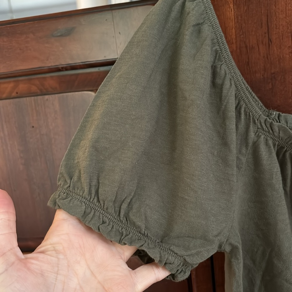 NWT American Eagle Faux Button Crop Top - Picture 7 of 7